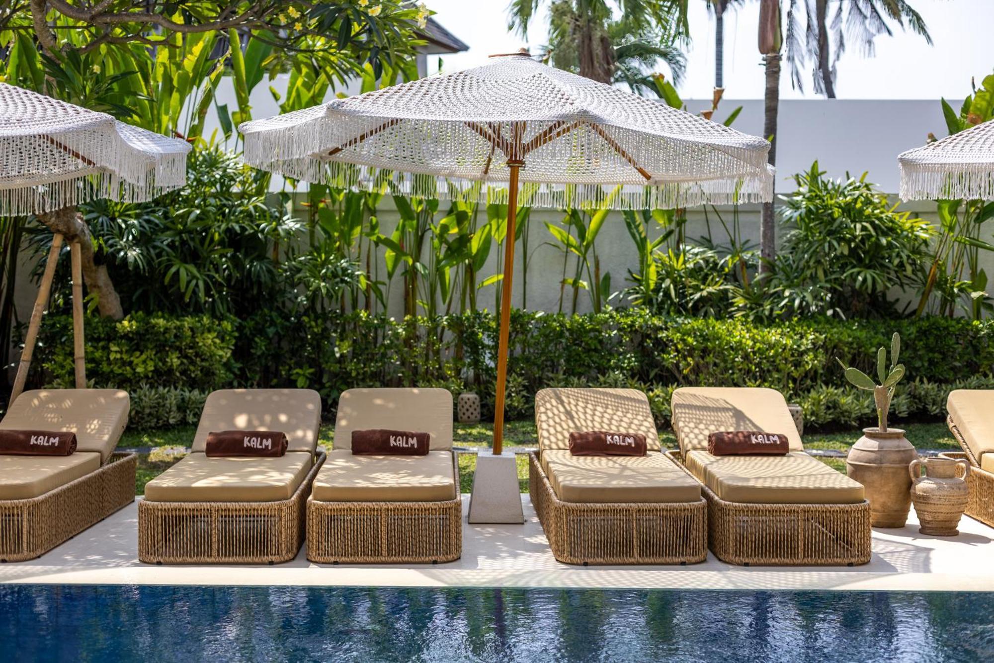 Kalm Bali Hotel Canggu  Bagian luar foto